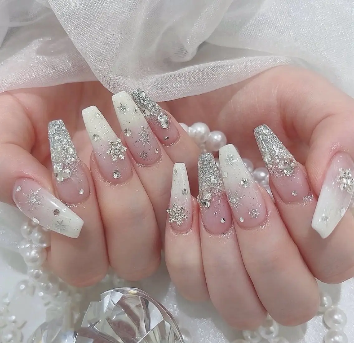 ネイル 　miyu.nail yukino のネイルデザイン