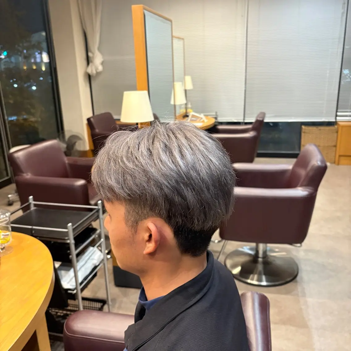 ショート カラー メンズ メンズブリーチ ブリーチ カット ヘアカラー トリートメント SOUPLE 土谷優乃のヘアスタイル