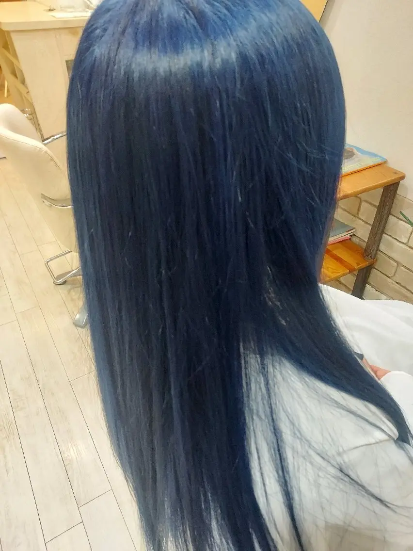 ロング 三好 アキラのヘアスタイル