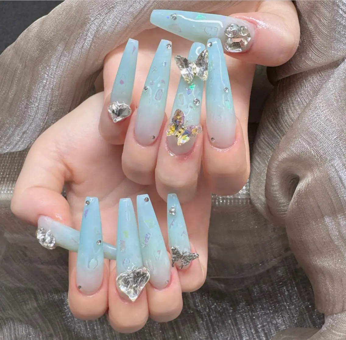 ネイル フレンチネイル ジェルネイル ガラスフレンチ ハロウィン ハート ハンドネイル H.baby Nail Salonのネイルデザイン