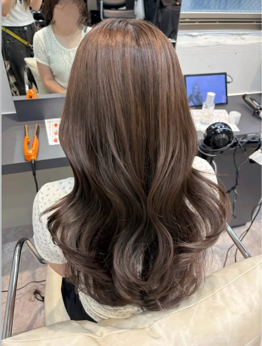 カラー 透明感カラー🩶/ 韓国風/れんかのヘアスタイル