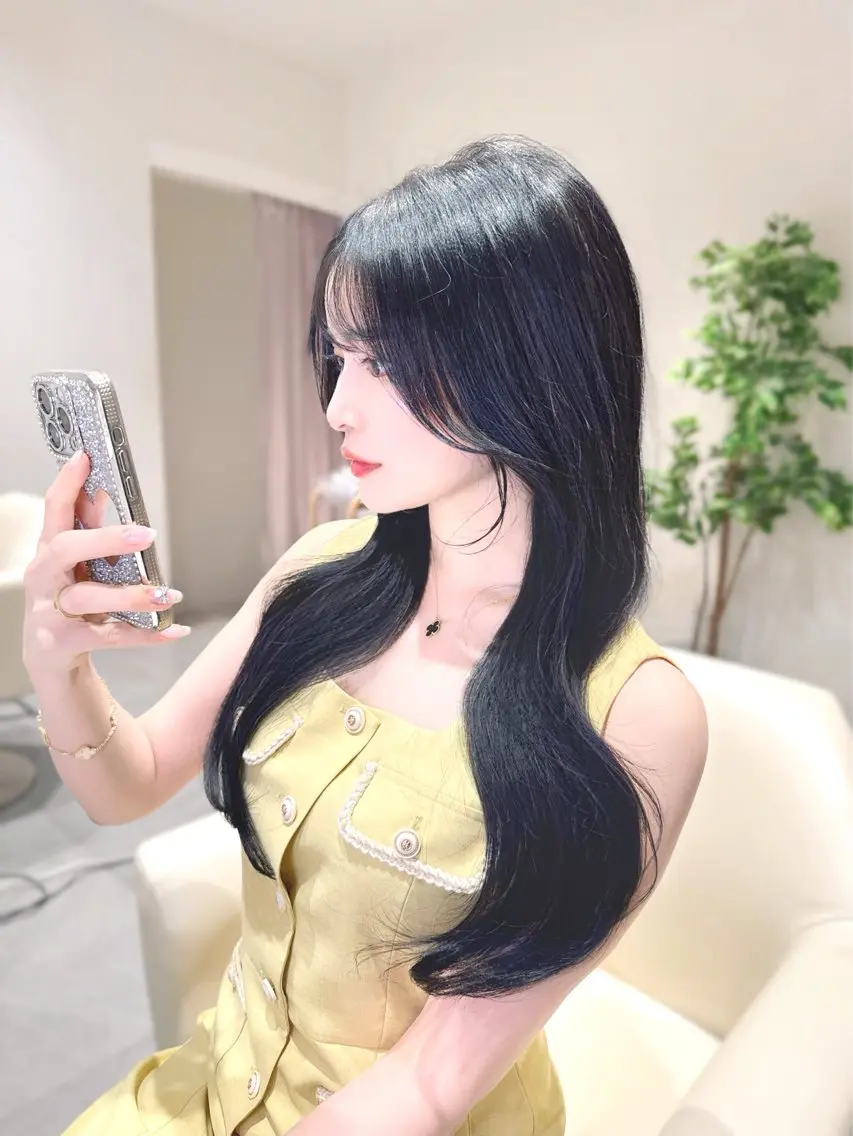 ロング カラー カット ヘアカラー トリートメント ヘッドスパ ヘアセット 韓国ヘア/レイヤー/ 顔まわり/りょーとのヘアスタイル
