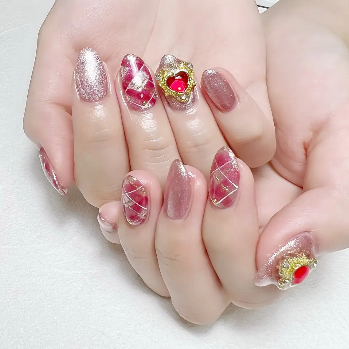 ネイル アートネイル フレンチネイル マグネットネイル マグネットフレンチ 赤色 rouse nail RISATOのネイルデザイン