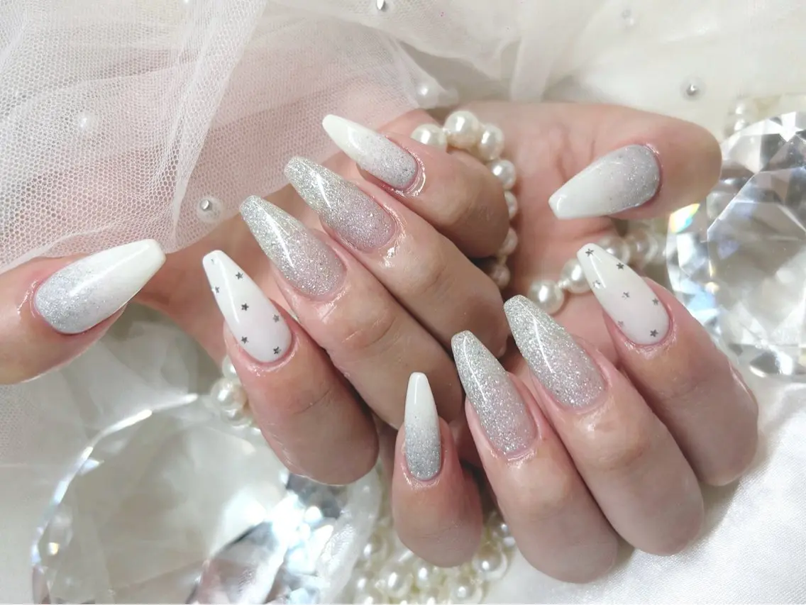 セミロング ハンドネイル Ange Nailistのネイルデザイン