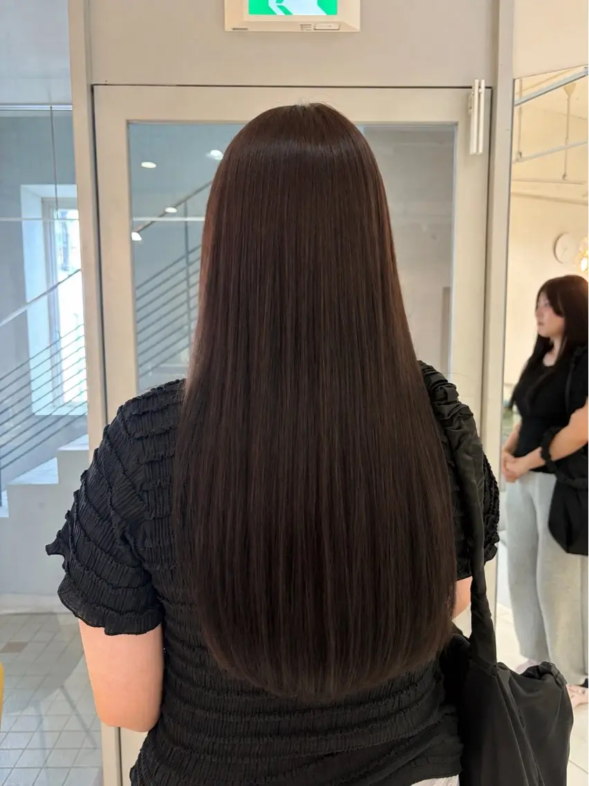 ロング カラー ヘアカラー 黒川 恵莉のヘアスタイル