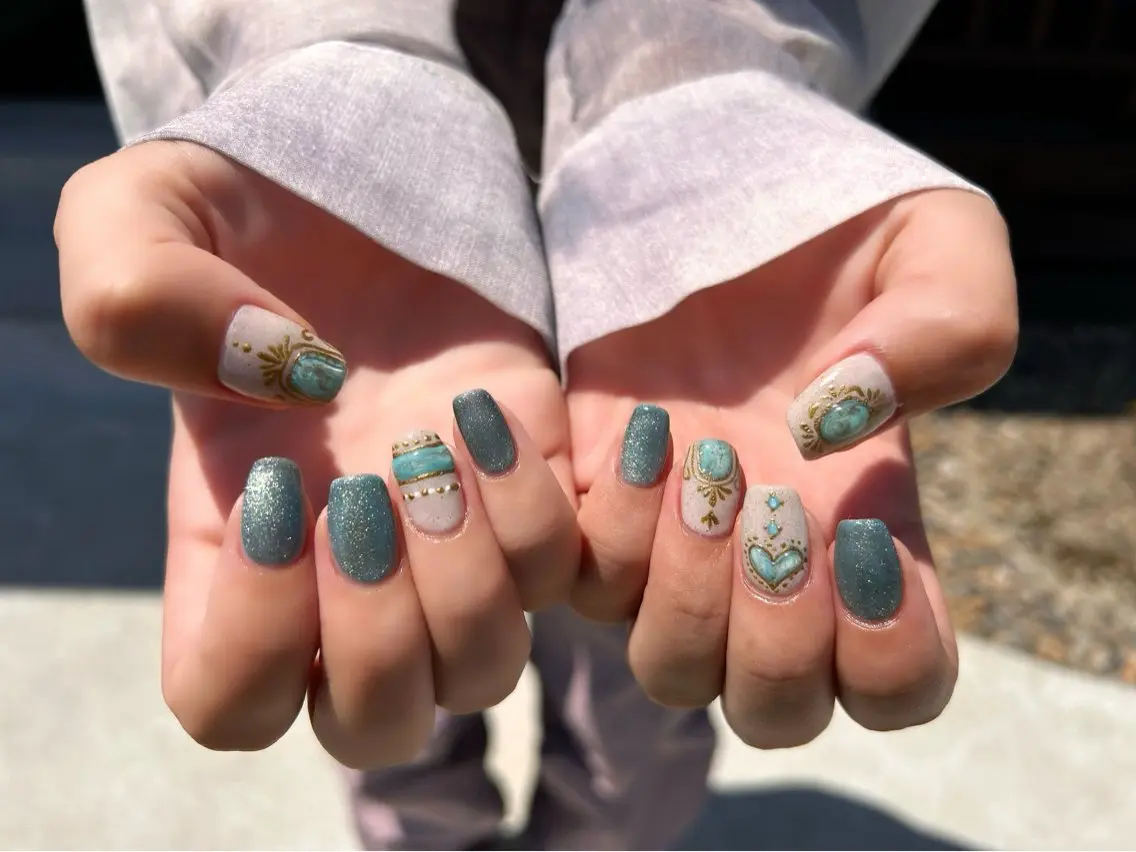 ネイル Adore nailのネイルデザイン
