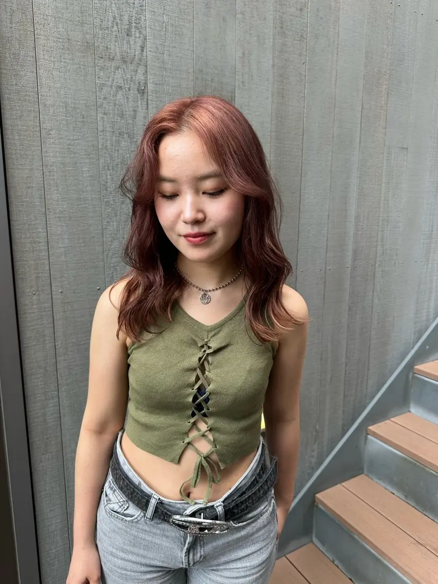 セミロング カラー 似合わせレイヤー 海外風レイヤーmioのヘアスタイル