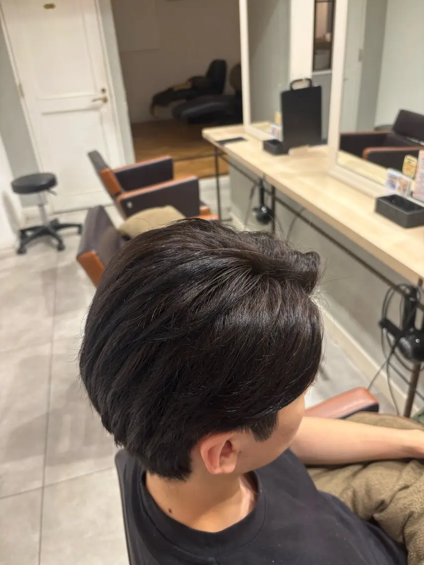 カラー メンズ ヘアカラー 日野 鈴のヘアスタイル