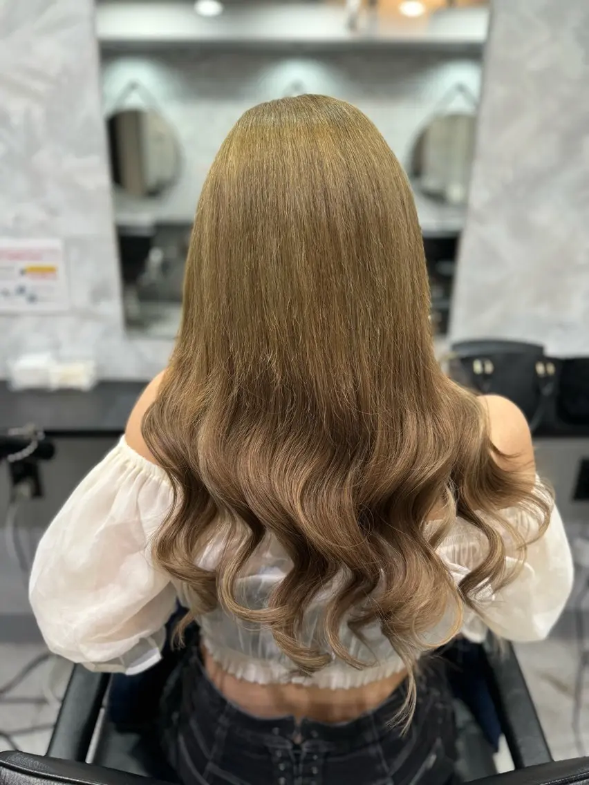 ✨【最強ケアコース】✨ケアブリーチ+高明度カラー+クイックトリートメント+最高峰エクステ60枚の写真