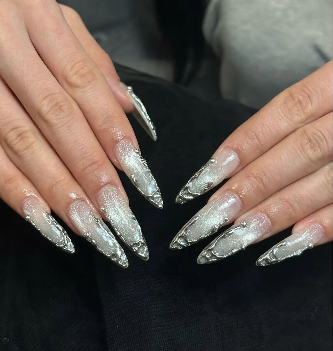 ネイル Iconic Nailのネイルデザイン