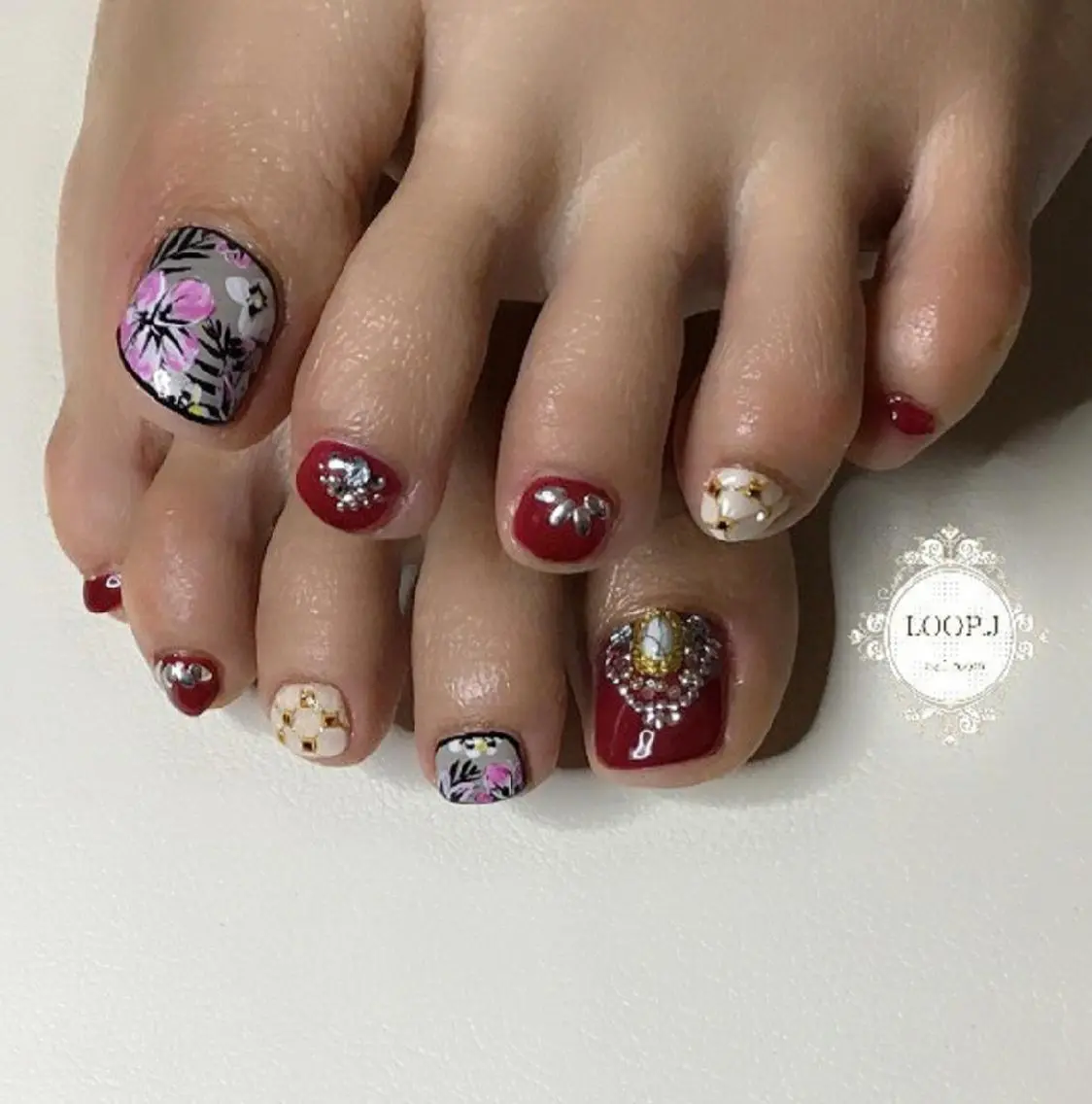 ネイル おおくぼ めぐみのネイルデザイン