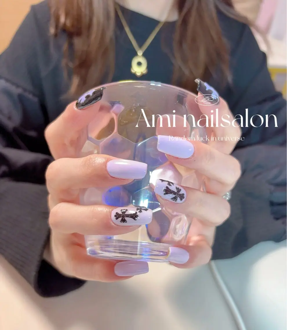 セミロング ハンドネイル AMI Nailsalonのネイルデザイン