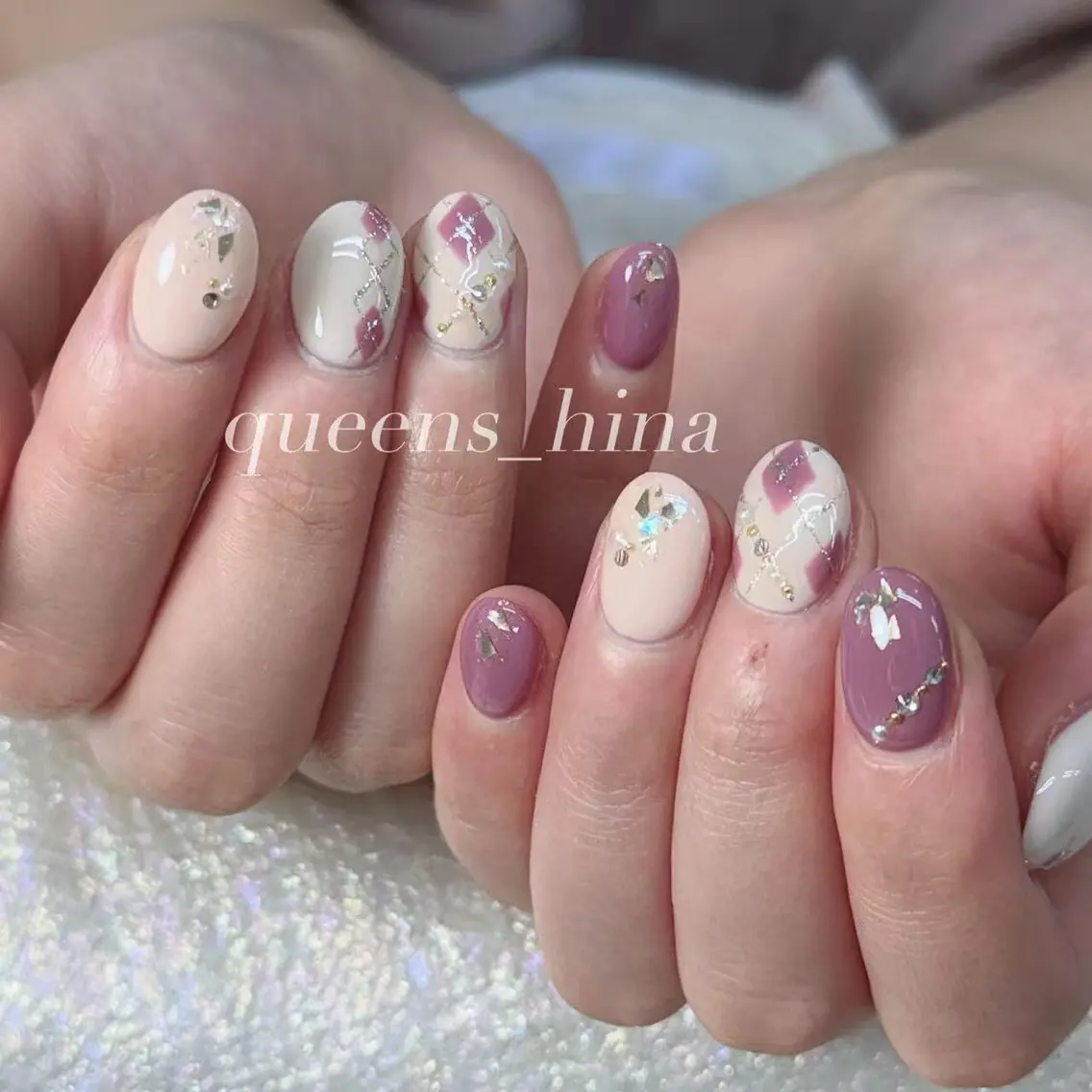 ネイル ハンドネイル Queens テイのネイルデザイン