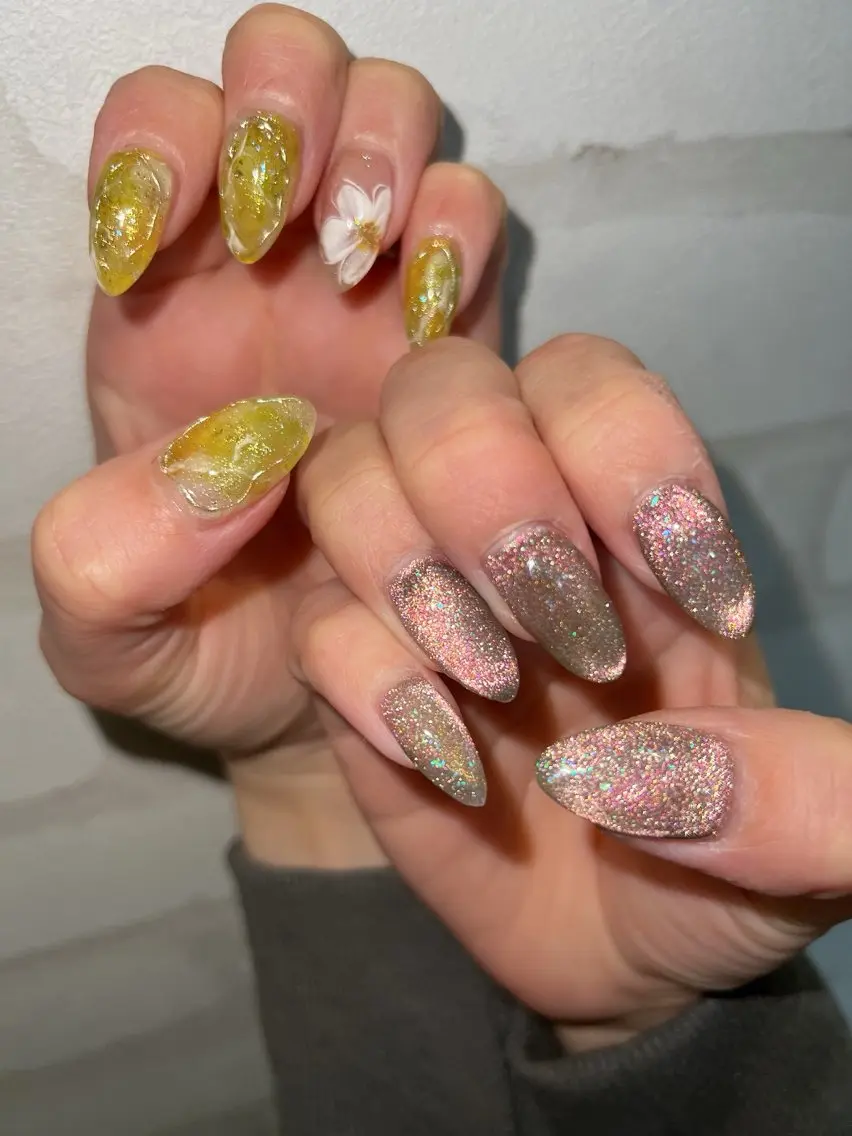 ネイル フラワーネイル マグネットネイル ハンドネイル coco nailのネイルデザイン