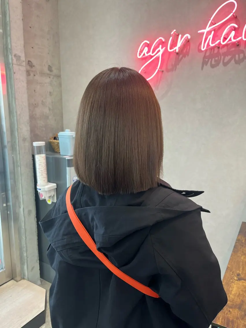 ミディアム カラー カット ヘアカラー トリートメント 🪽髪質改善矯正 🤍MIU🤍のヘアスタイル