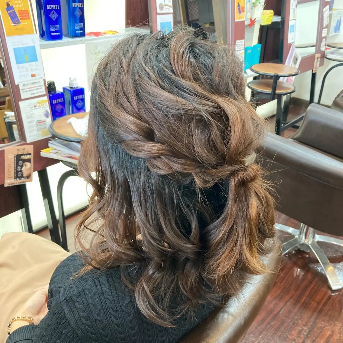 ミディアム ヘアアレンジ Well‘s黒木🌿 レイヤー💎寒色のヘアスタイル