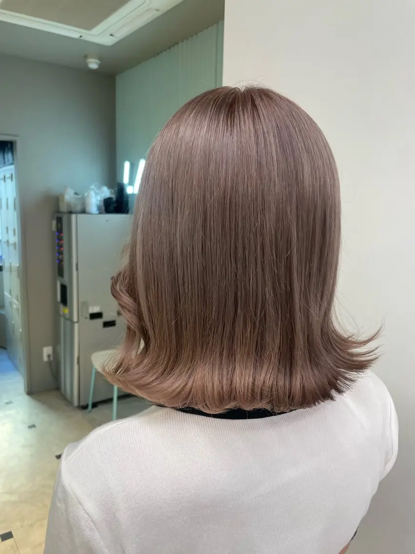 ミディアム ヘアカラー トリートメント 🤎モテ髪&透明感 ミルクティー🥣🤎のヘアスタイル