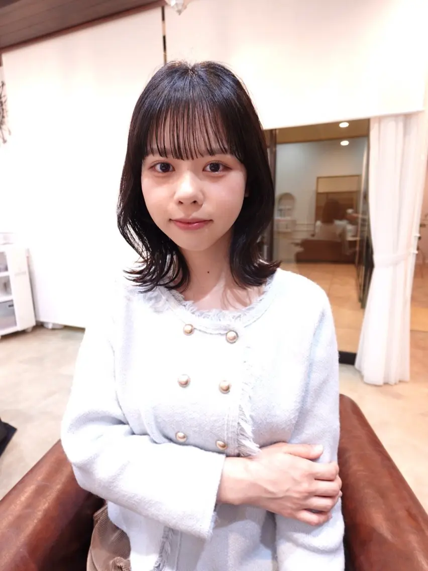 ミディアム 外ハネヘア houda marinのヘアスタイル