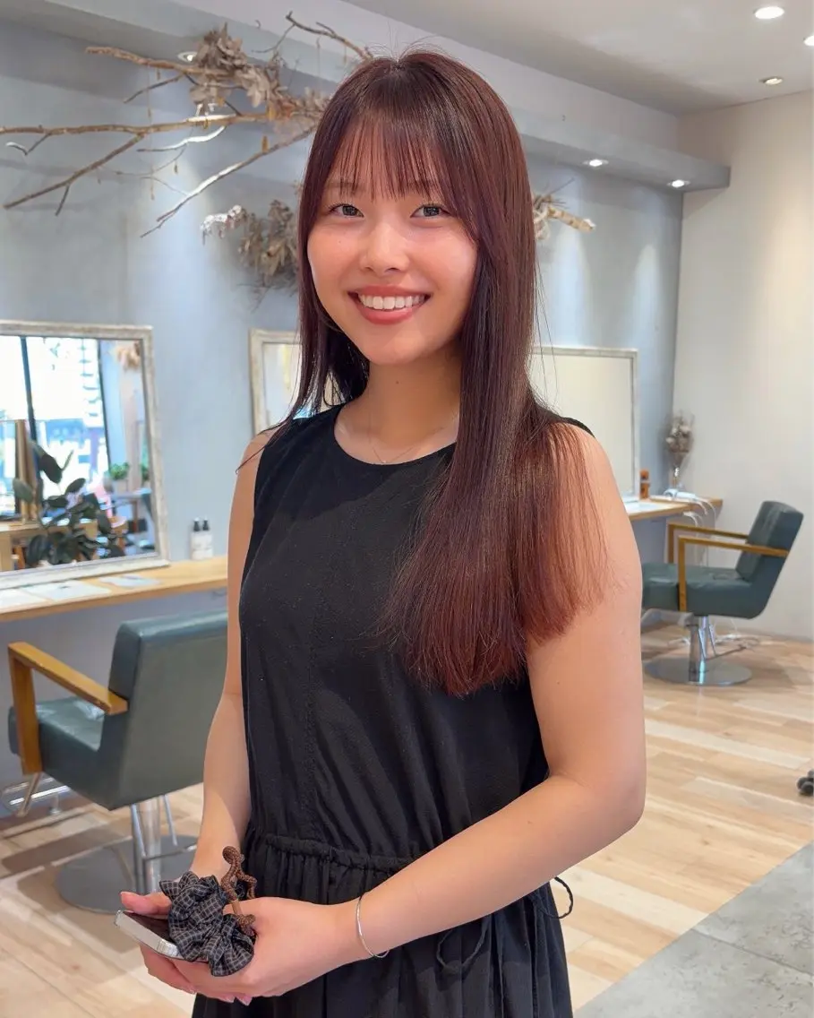 ロング カラー カシス ロング 吉原 由菜のヘアスタイル