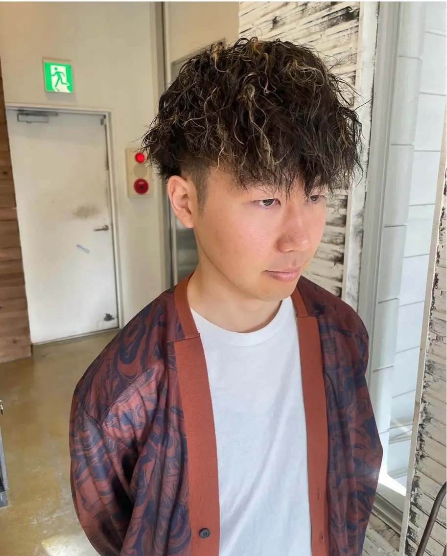 ショート パーマ メンズ メンズパーマ メンズツイストパーマ ツイストパーマ パーマ メンズカット/パーマ 特化motooのヘアスタイル