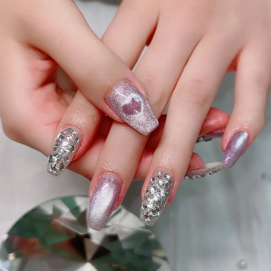 ネイル ボーダー ジェルネイル キラキラネイル マグネットネイル Cute Tips nailのネイルデザイン