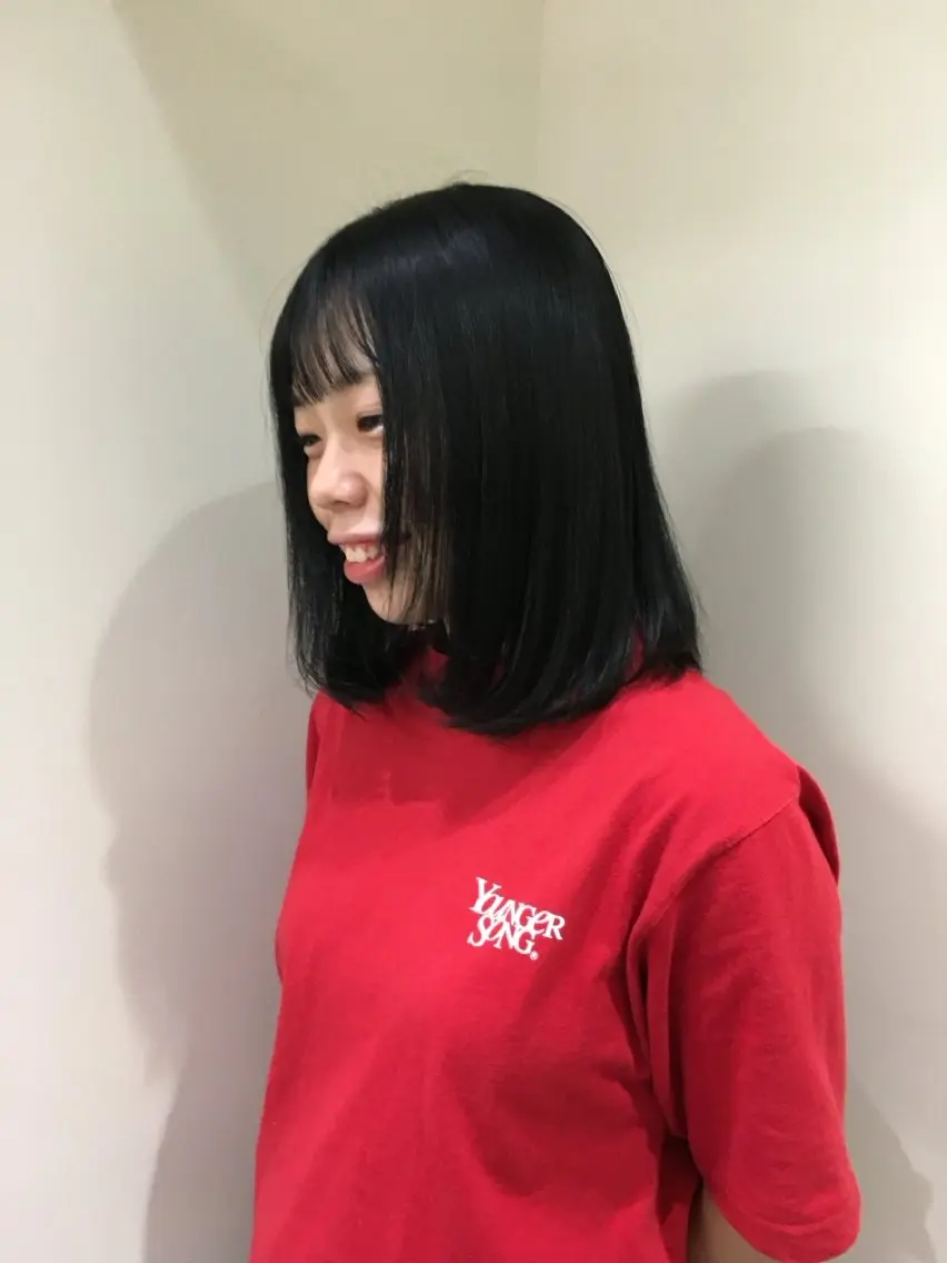 カラー 黒髪 ブルーカラー ブルーブラック ヘアカラー nao /HUIのヘアスタイル