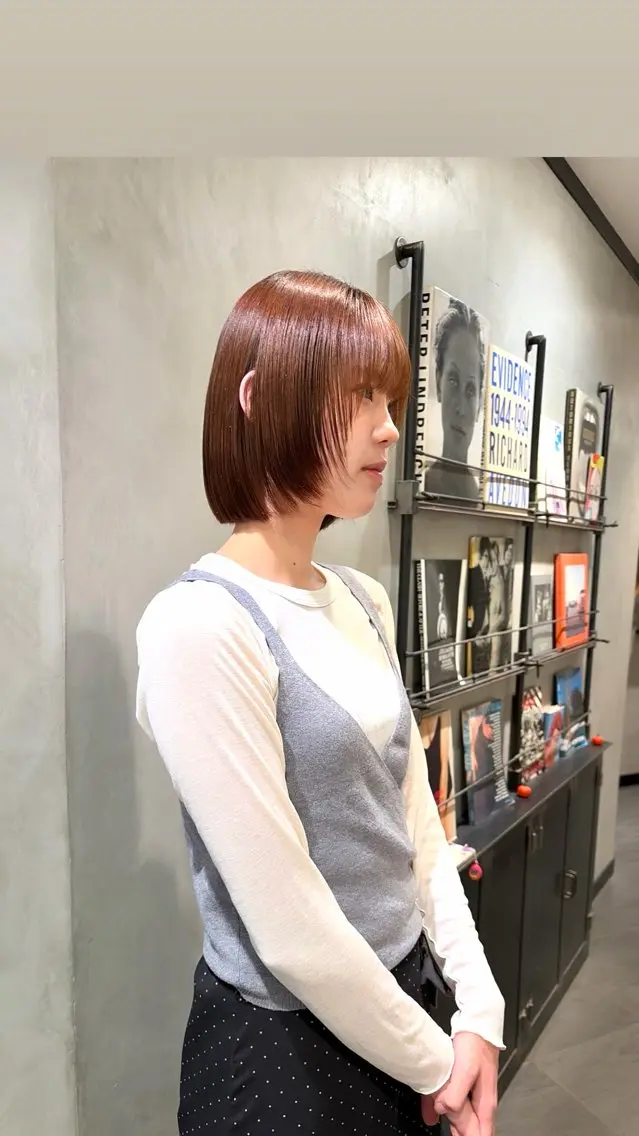ショート ヘアカラー 縮毛矯正 タナカ カナ🫧のヘアスタイル