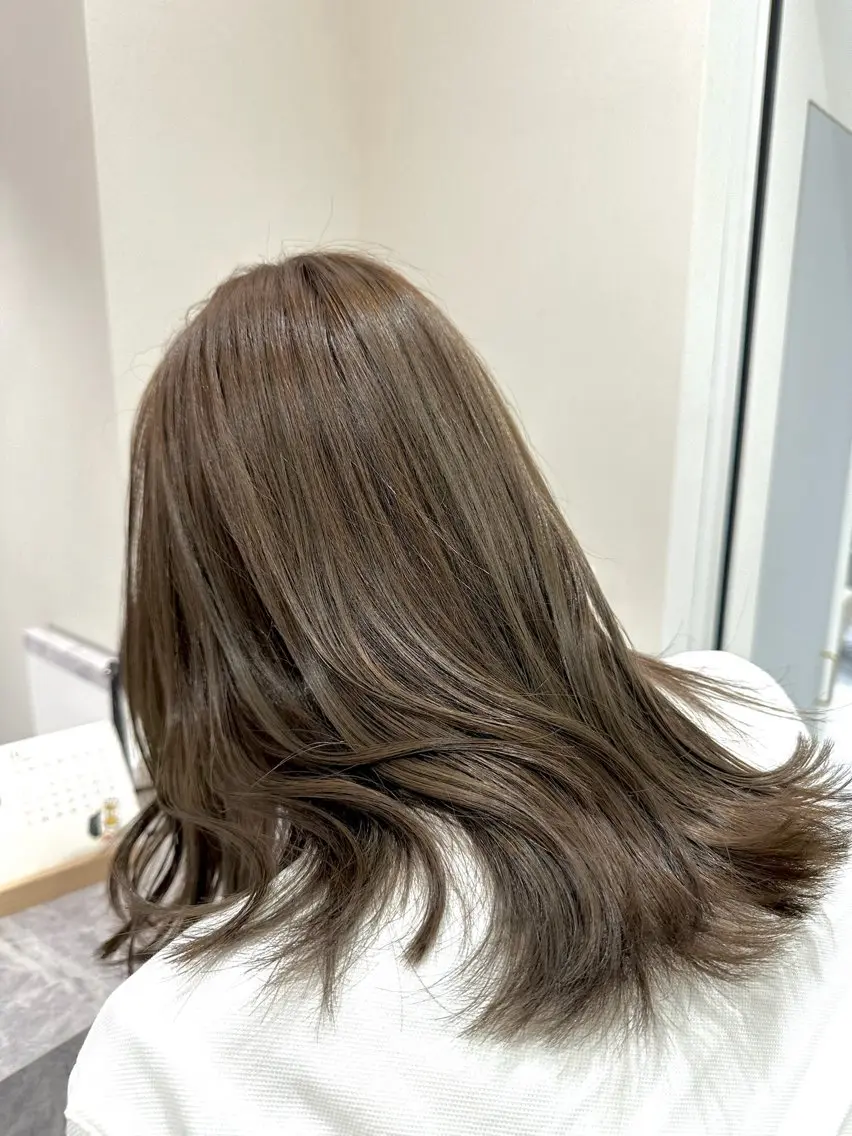 セミロング カラー カット ヘアカラー トリートメント 韓国レイヤー✨ yasuko銀座のヘアスタイル