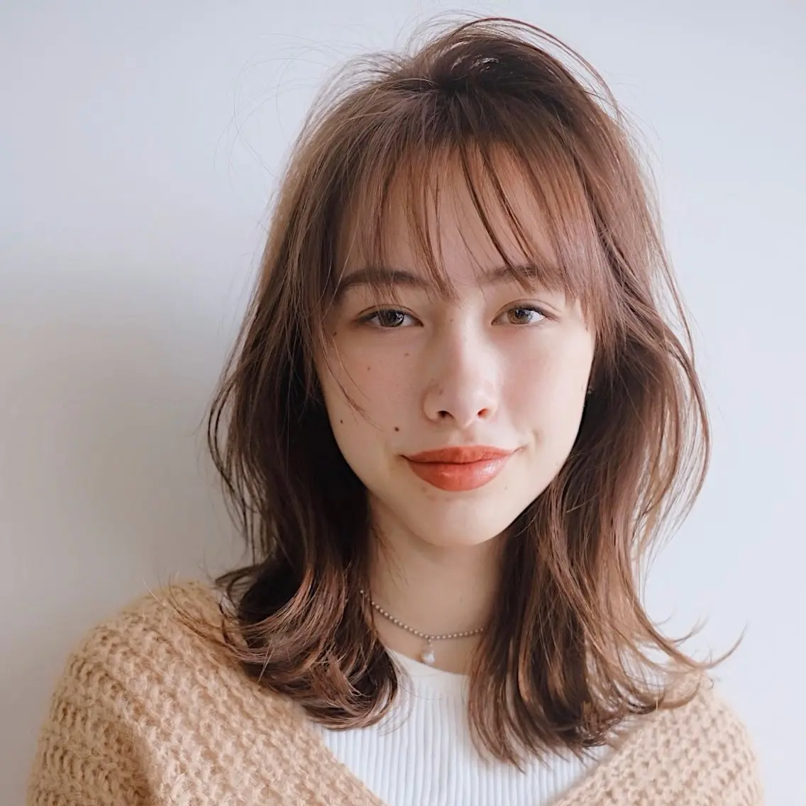 ミディアム カラー 透明感カラー 🪐透明感カラー/ カワクボ モネのヘアスタイル