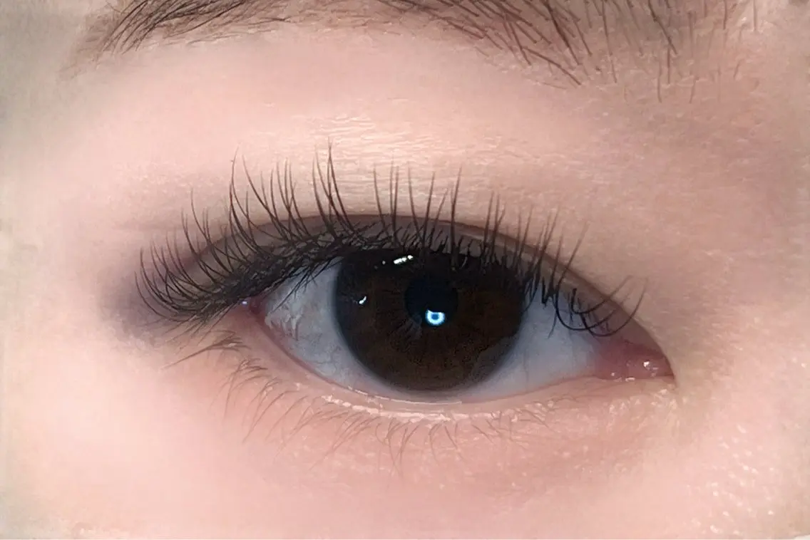 マツエク・マツパ キュート フラットラッシュ エミタス あいの眉毛・アイブロウイメージ