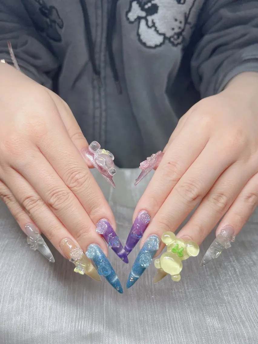 ネイル 長さ出し グラデーション キラキラネイル マグネットネイル ニュアンスネイル ハンドネイル Lee Nails チップ長さだし専門店のネイルデザイン