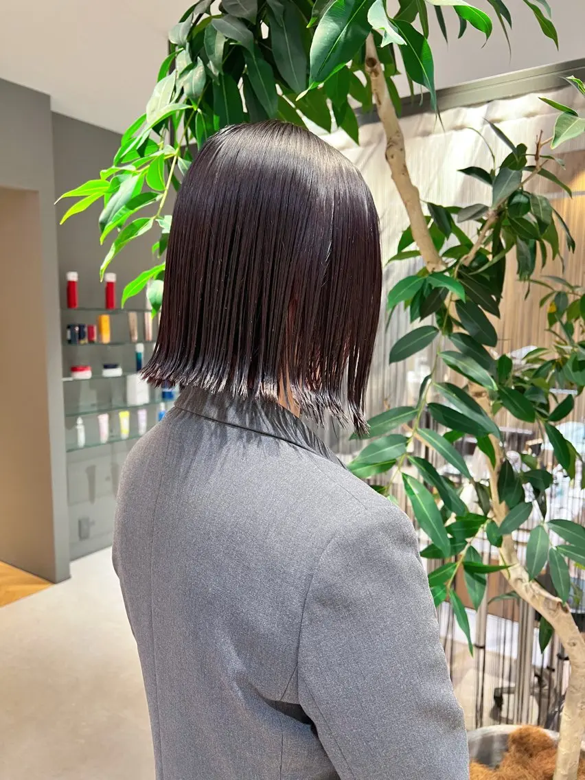 ショート 切りっぱなしボブ ボブ 海外レイヤー/ 梅田美容室のヘアスタイル