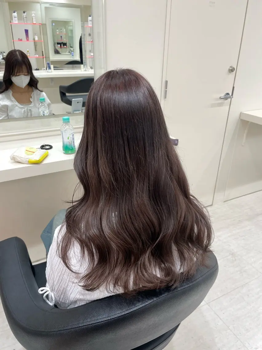 ロング カラー ヘアアレンジ 韓国レイヤー&ピンク 艶髪🩶maikoのヘアスタイル