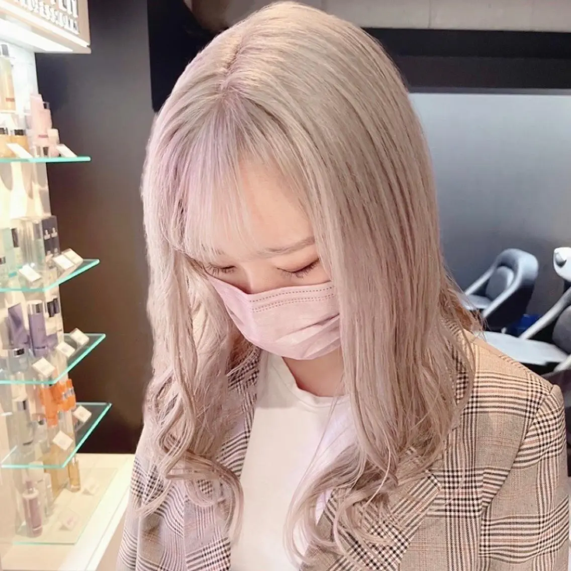 ロング カラー ベージュカラー ホワイトベージュ ヘアカラー トリートメント ✨MiL✨ ✨心斎橋✨のヘアスタイル