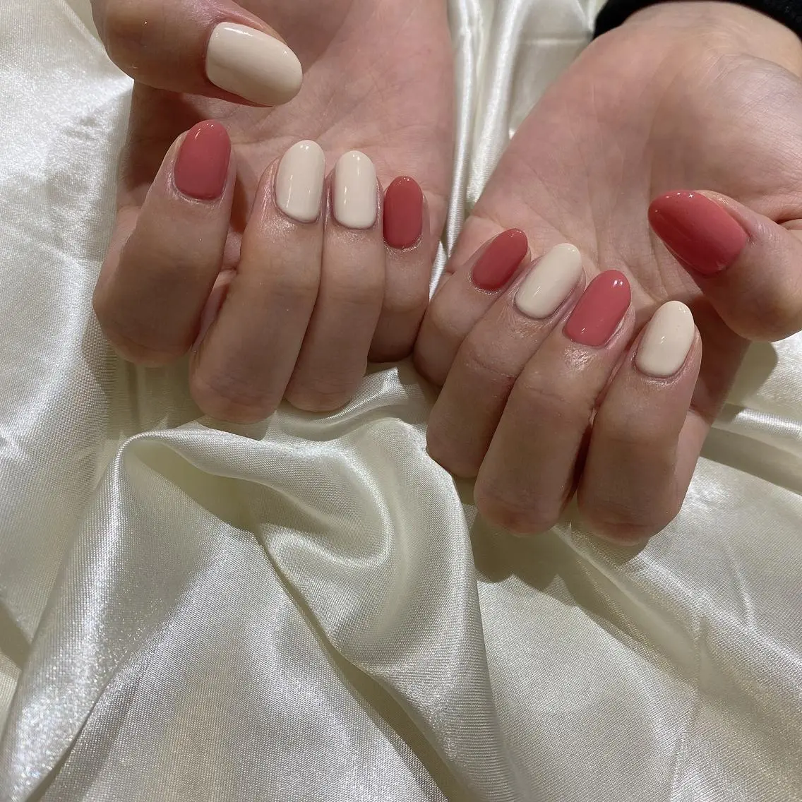 ネイル ハンドネイル 西岡 杏のネイルデザイン