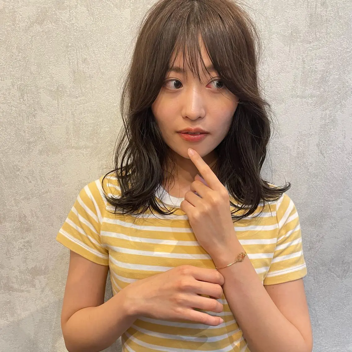 セミロング カラー ヘアアレンジ ヘアカラー トリートメント SHANTi 飯塚 ヘアセット/髪質改善のヘアスタイル