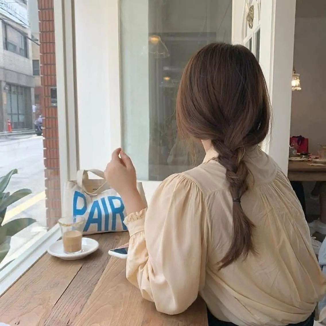 カラー セミロング 柔らか🕊️🤎 ナチュラルブラウンのヘアスタイル