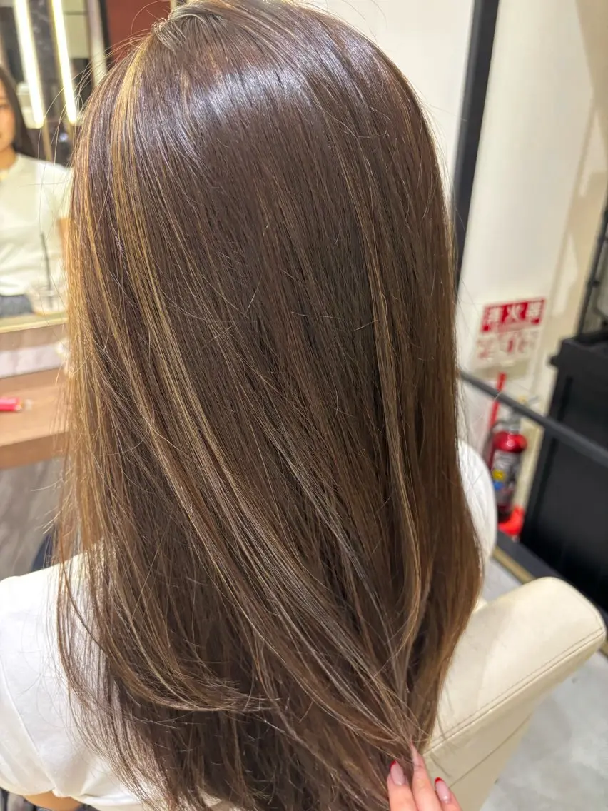 ミディアム カラー ベージュカラー ハイライトカラー ハイライト ヘアカラー 💟モデル様募集 /梅田/トウマホノカのヘアスタイル