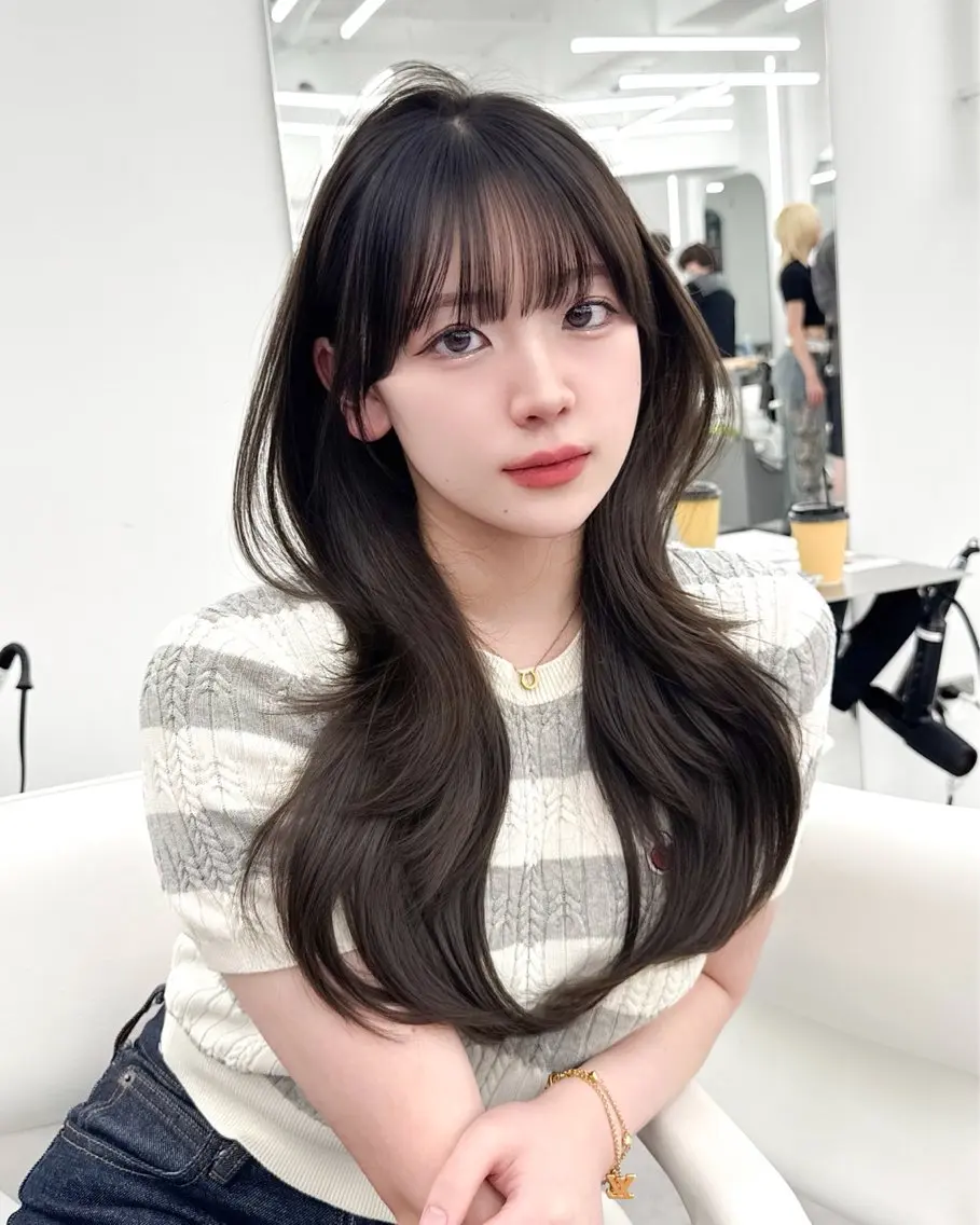 ロング カラー カット ヘアカラー トリートメント 韓国ヘア　紗希 🦋のヘアスタイル