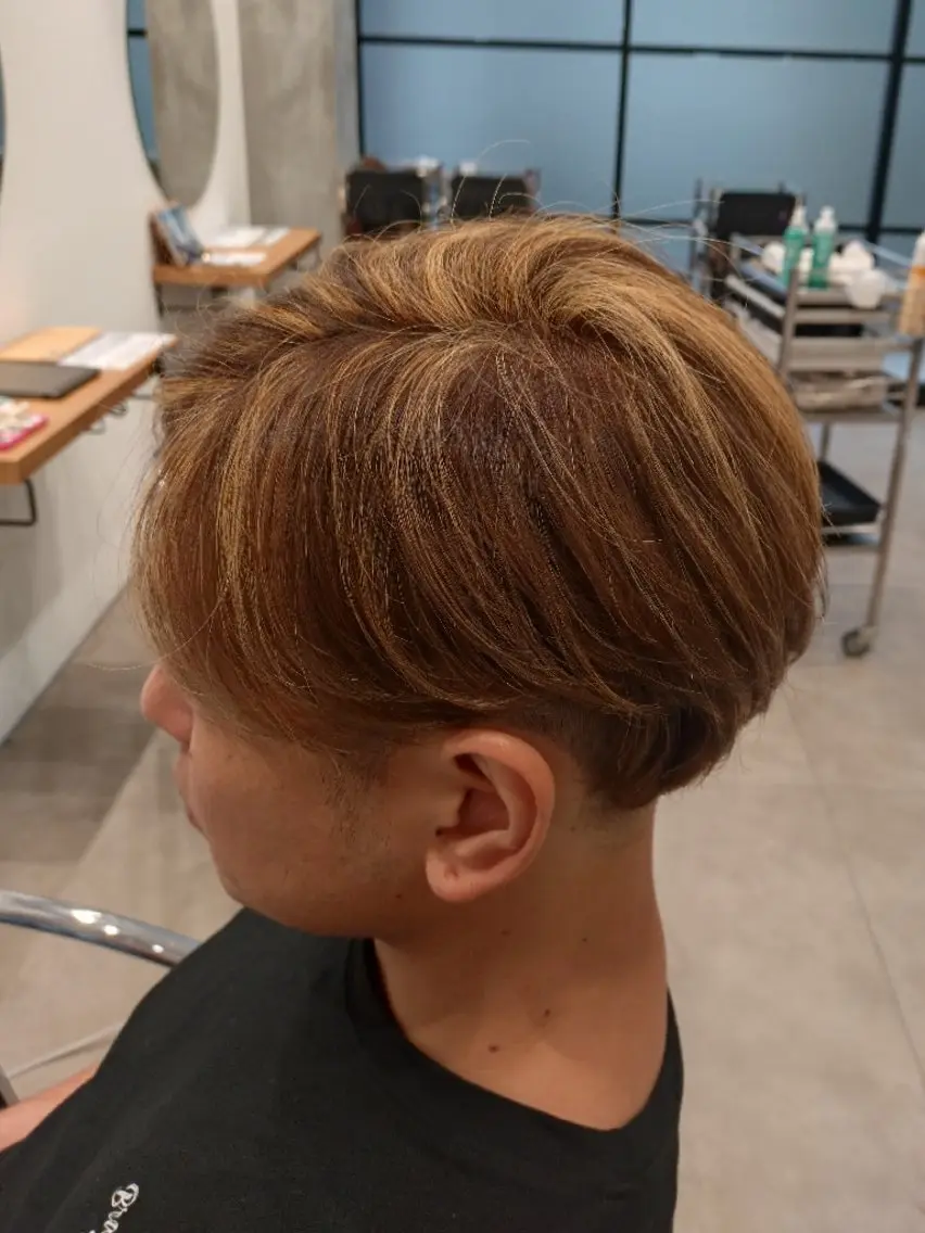 メンズ カラー メンズハイライト マッシュ ツーブロック ハイライトカラー ヘアカラー ブランシェ小幡駅前店 永薗 光司のヘアスタイル