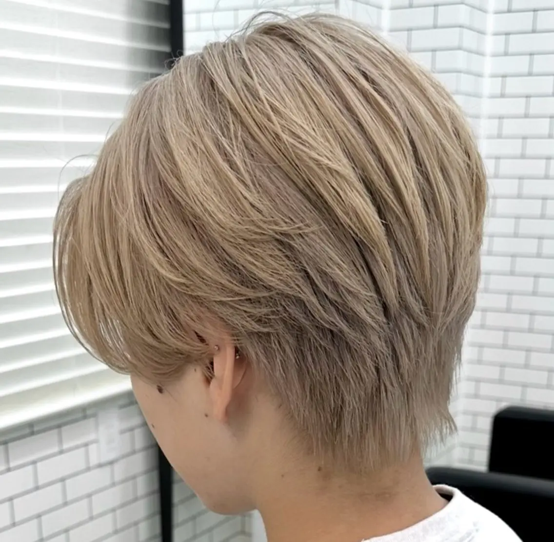 ショート カラー パーマ メンズ カット ヘアカラー パーマ メンズ特化✂️ 小枝 優生のヘアスタイル