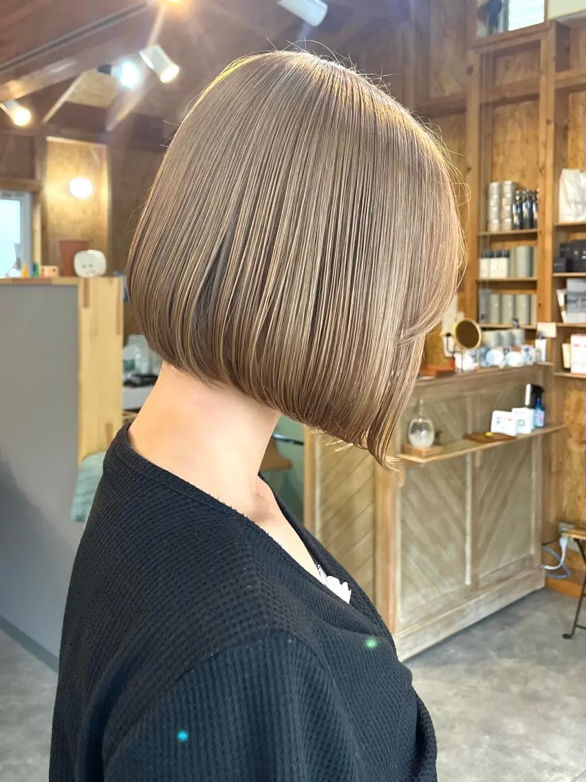 カラー ヘアカラー まろみ暖色×ボブ ×chia🕯のヘアスタイル