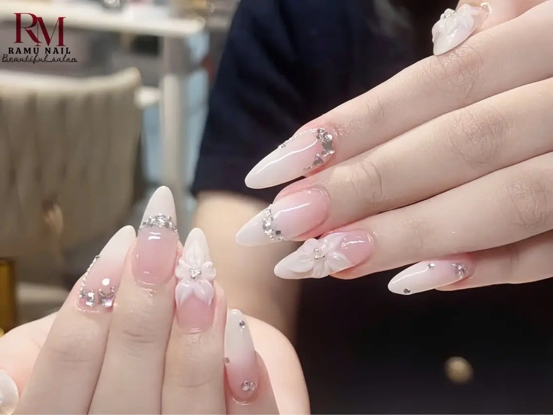 ネイル キラキラネイル マグネットネイル ミラーネイル ピンク 夏ネイル ハンドネイル RAMU Nail 恵比寿店のネイルデザイン