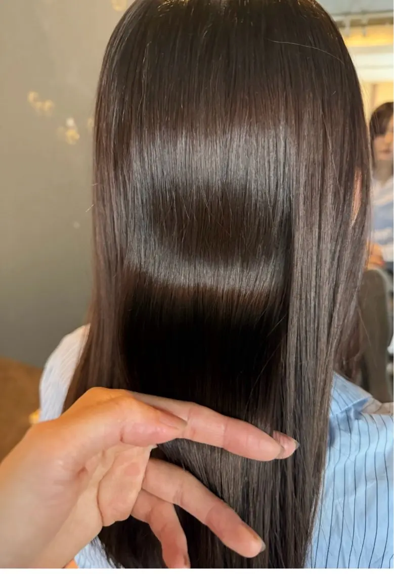 セミロング カラー ヘアカラー トリートメント ヘッドスパ newi銀座オオクラ ホユギのヘアスタイル