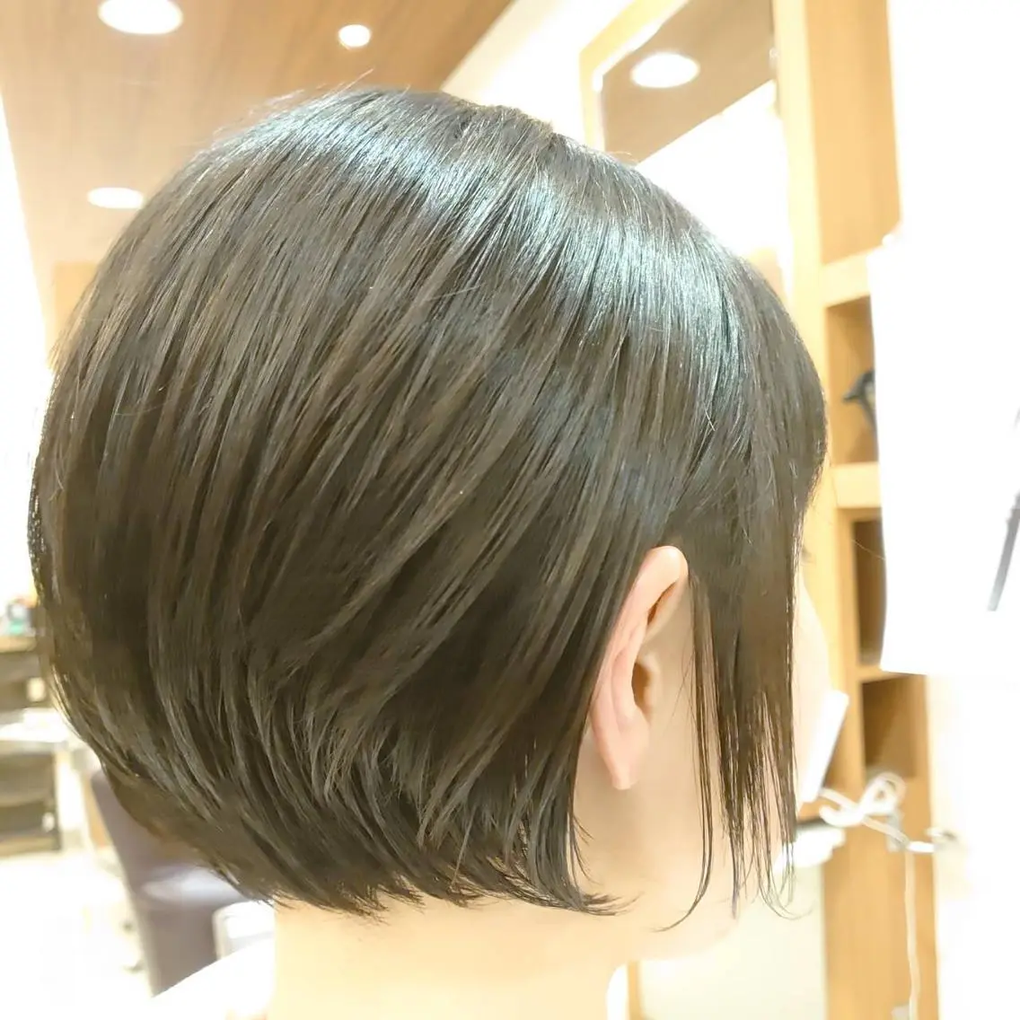 ショート くびれショート・ボブ カットorパーマ特化のヘアスタイル