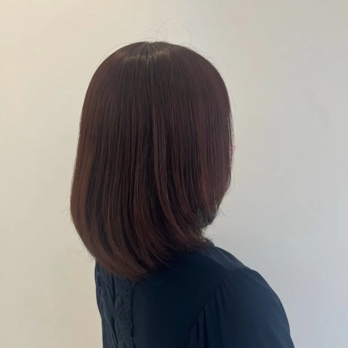ミディアム 加美山 芽衣のヘアスタイル