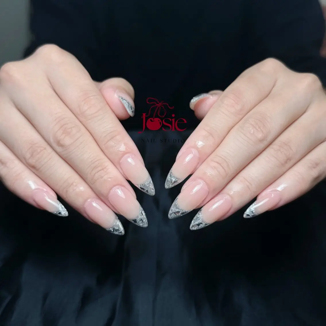 ネイル ブラウン 長さ出し キラキラネイル 韓国ネイル ロングネイル ハンドネイル JOSIE nail studioのネイルデザイン