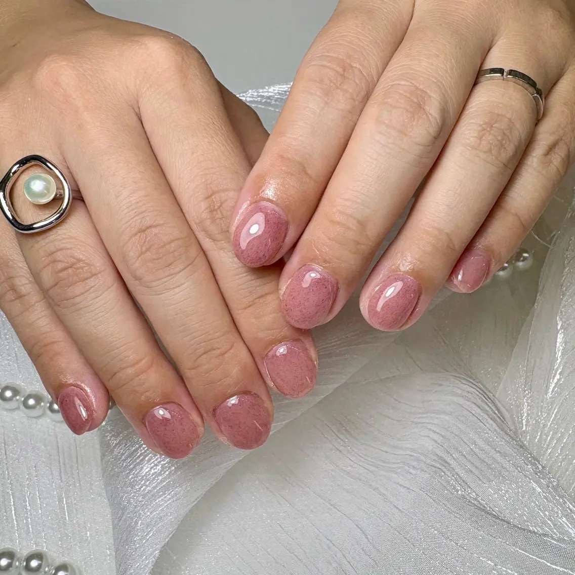 ネイル フラッシュネイル ラメ(グリッター) マグネットネイル ワンカラーネイル シンプルネイル ハンドネイル Cherie mu ✦.*miyoのネイルデザイン
