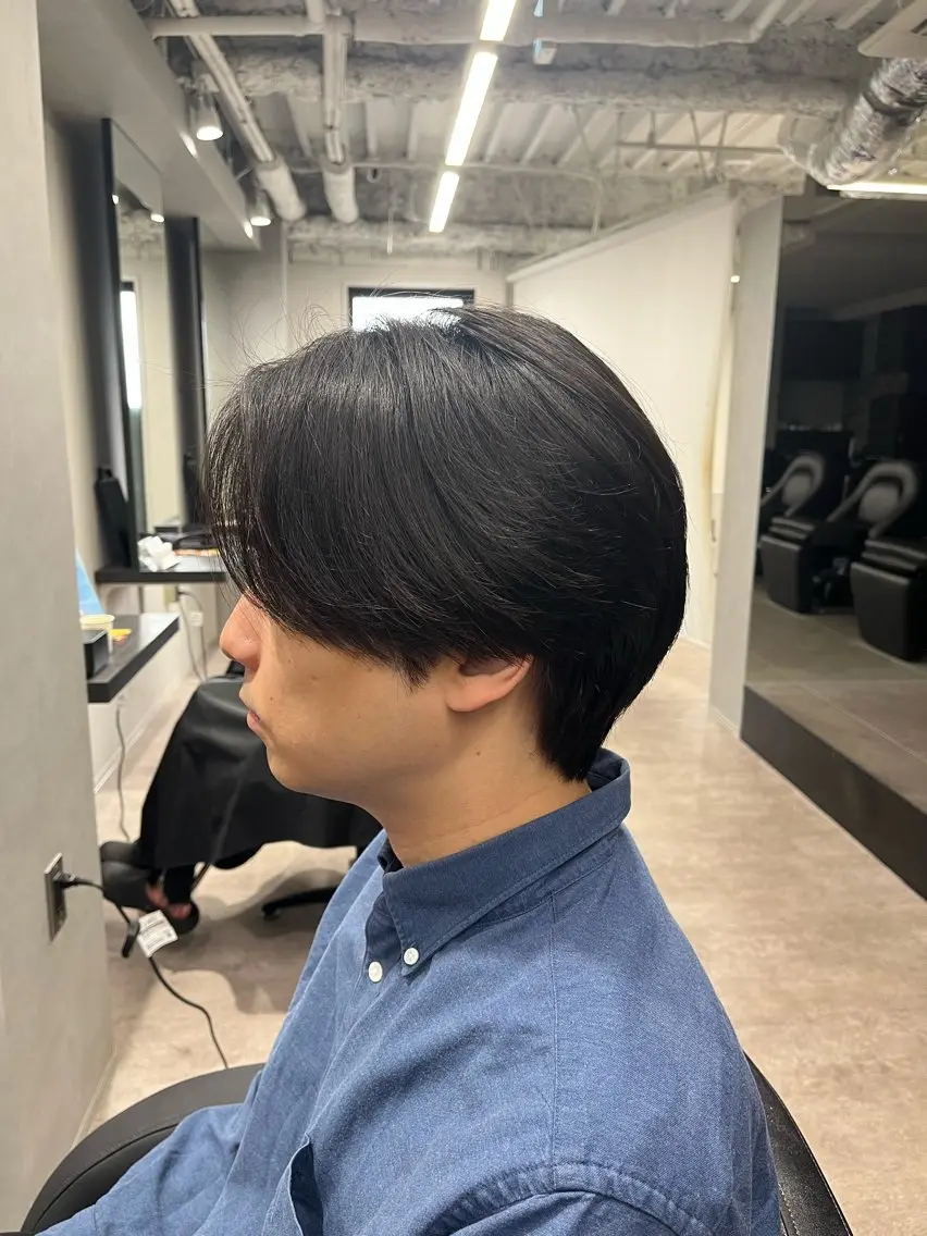 ショート センターパート特化 松本真那斗のヘアスタイル