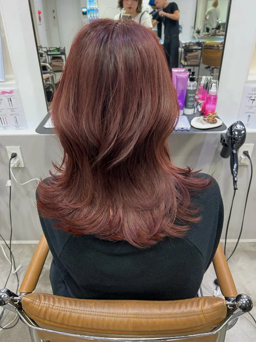 ミディアム カラー ブリーチ ブリーチなしカラー レッドカラー 🧣艶カラー・ヘア セット Chie🧸のヘアスタイル